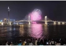 澳門煙花盛事拉開帷幕 首場近1500人坐游船賞煙花